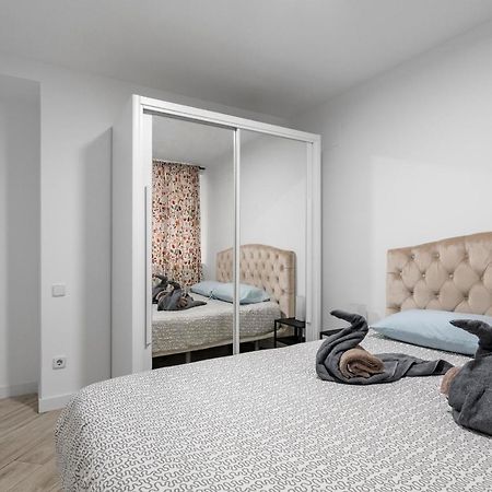 El Triangulo Del Arte - Jacuzzi Apartment Madrid Ngoại thất bức ảnh